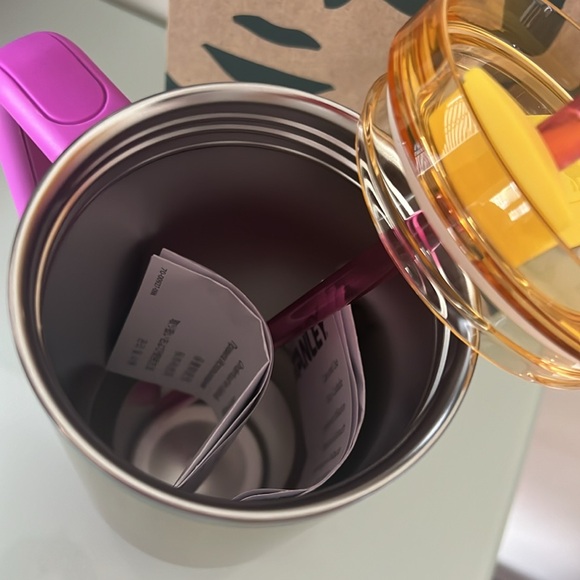 Stanley x Starbucks 40oz - Picture 5 of 5